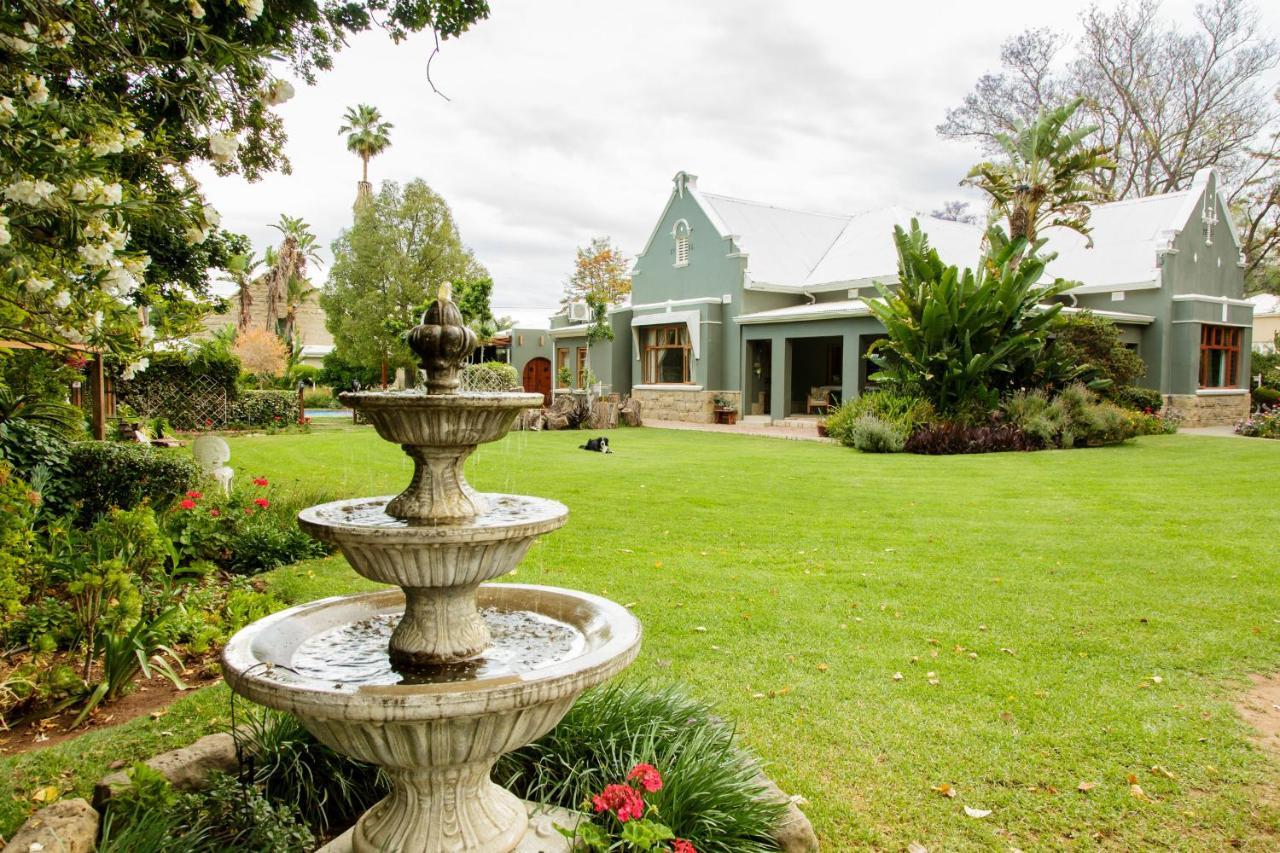 La Pension Guest House Oudtshoorn Zewnętrze zdjęcie
