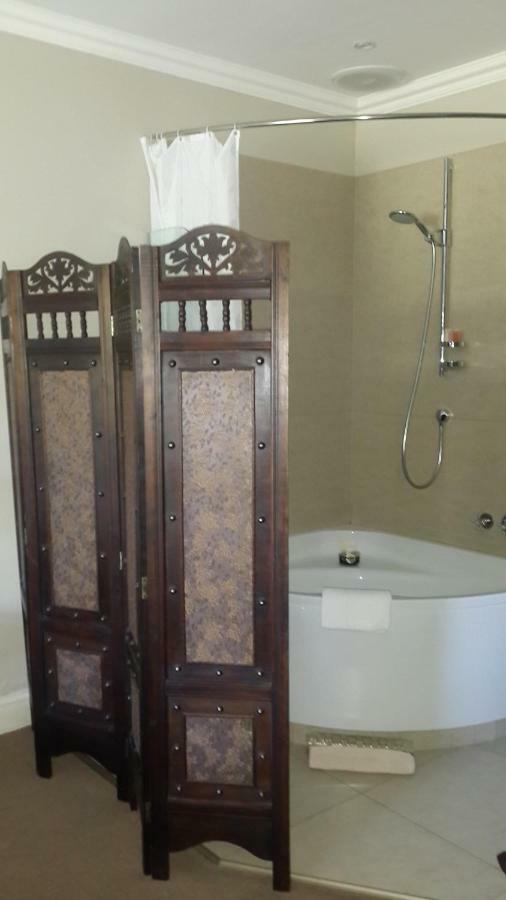 La Pension Guest House Oudtshoorn Zewnętrze zdjęcie